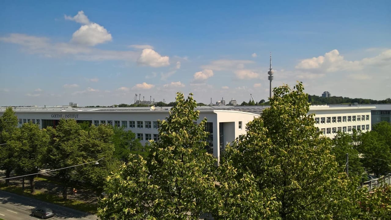 Ausblick Leonardo Hotel Munich City Olympiapark