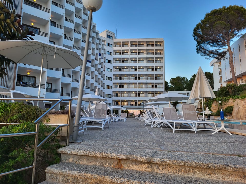 Pool Hotel Vibra Beverly Playa