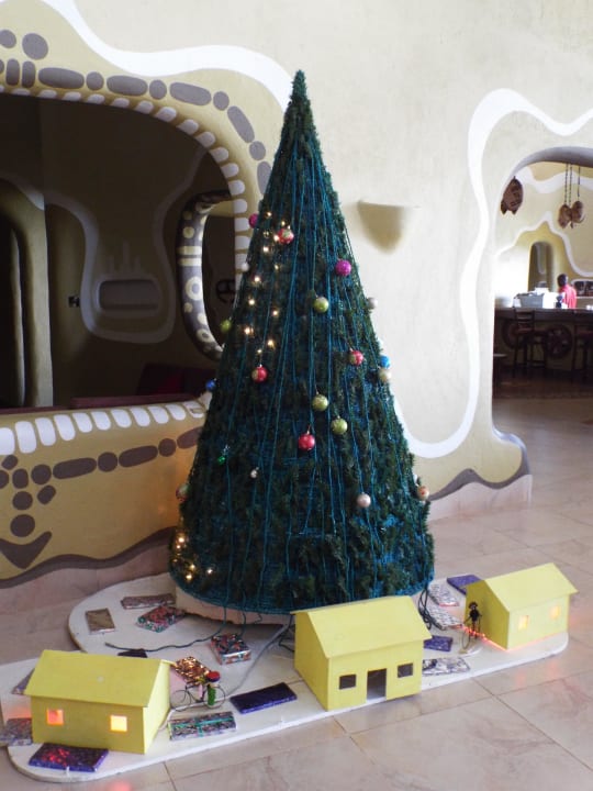 Weihnachtsdeko Mara Serena Safari Lodge