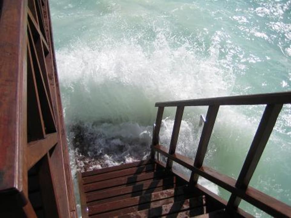 Die Welle kommt Sun Siyam Olhuveli