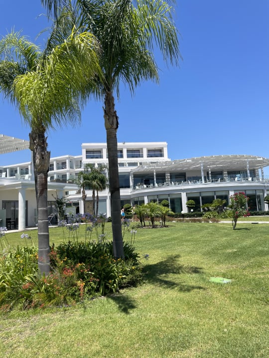 Gartenanlage Asterias Beach Resort