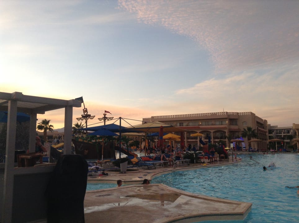 Pool Pickalbatros Royal Moderna Resort-Sharm El Sheikh