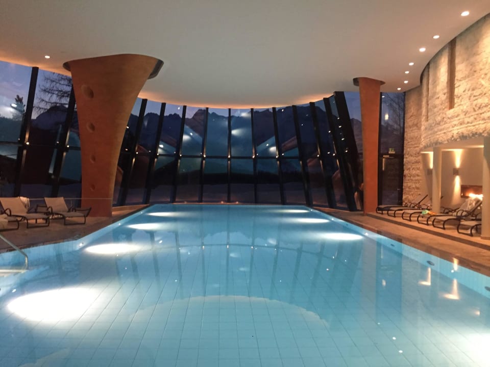 Pool Grand Hotel Kronenhof Pontresina