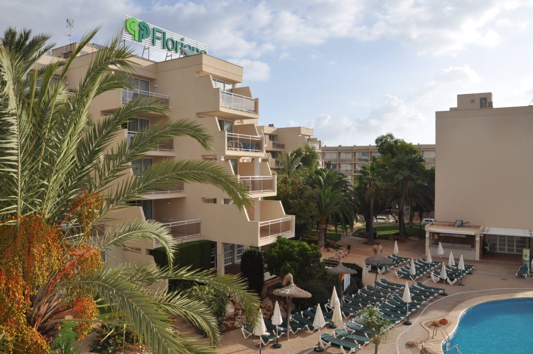 Ausblick vom Flur Protur Floriana Resort Aparthotel