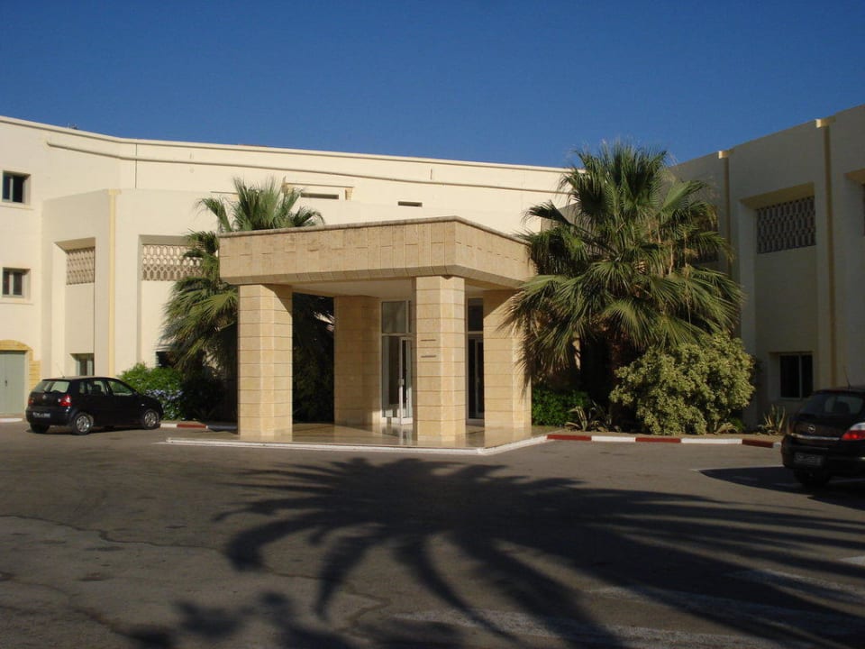 Hoteleingang Omar Khayam Resort & Aquapark