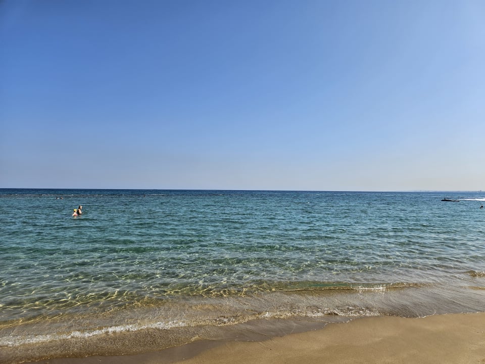 Strand Salamis Bay Conti Resort Hotel & Casino