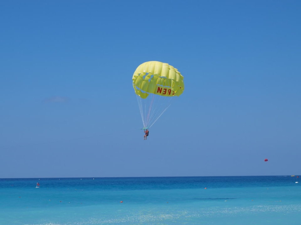 Parachute  Botanik Hotel & Resort