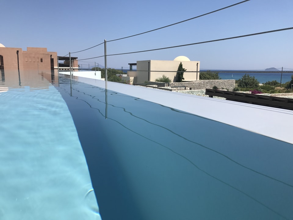 Pool Atlantica Belvedere Resort