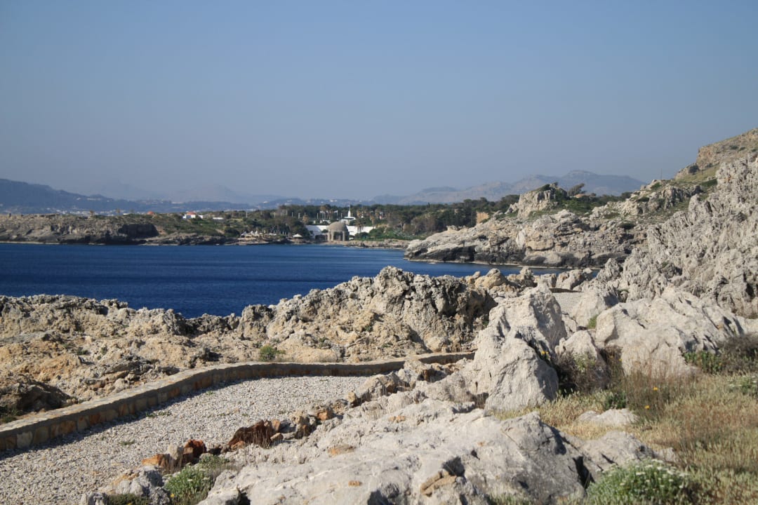 Neuer Weg zur Badebucht Hotel Kalithea Horizon Royal