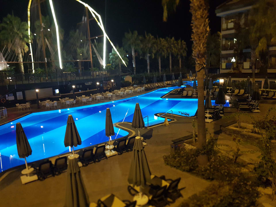 Pool Can Garden Resort