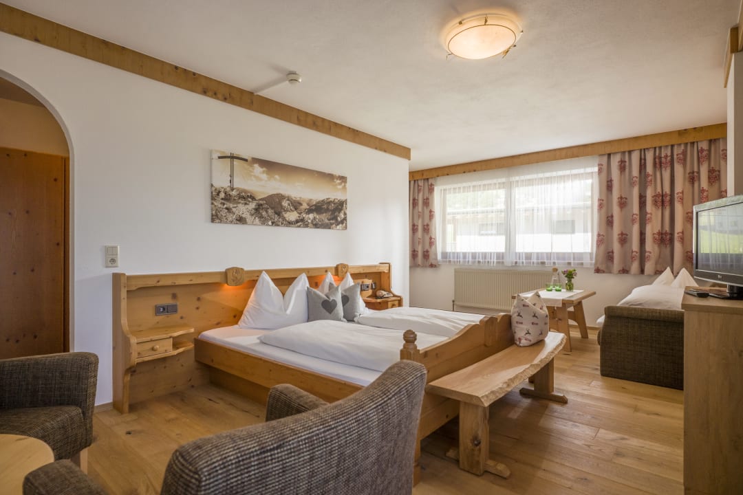 Zimmer Hotel Landhaus Zillertal