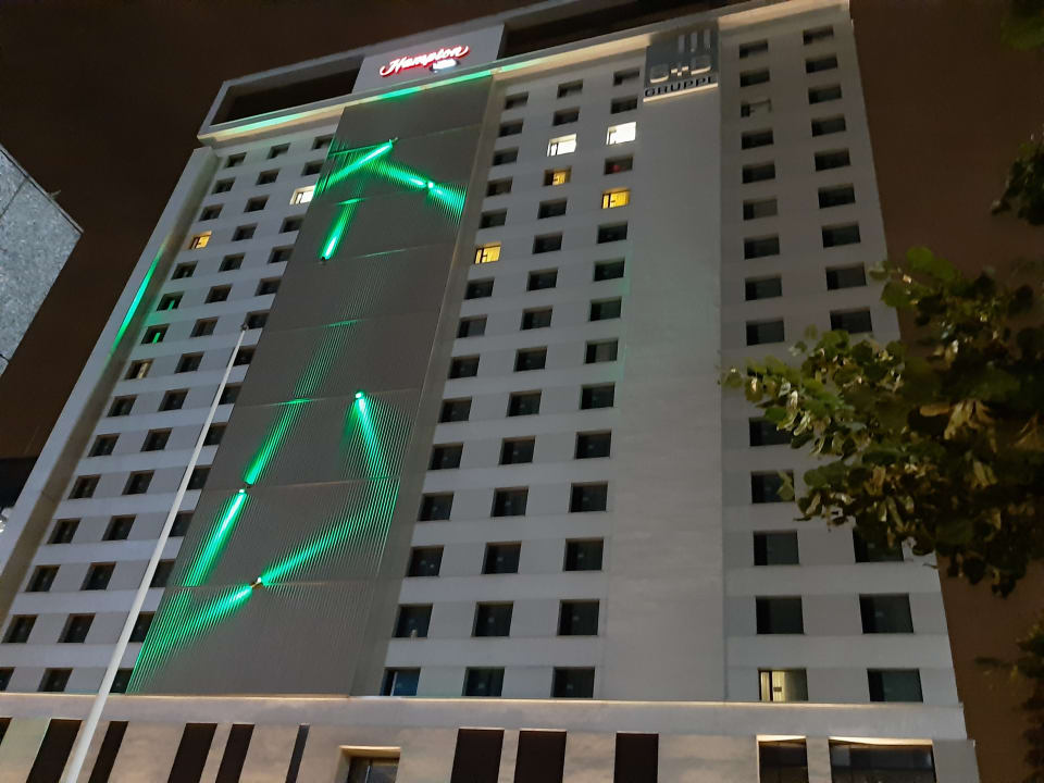 Außenansicht Hampton by Hilton Warsaw City Centre