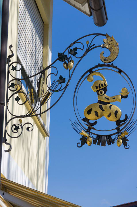 Der Mohr über dem Eingang Bodensee Naturhotel Mohren