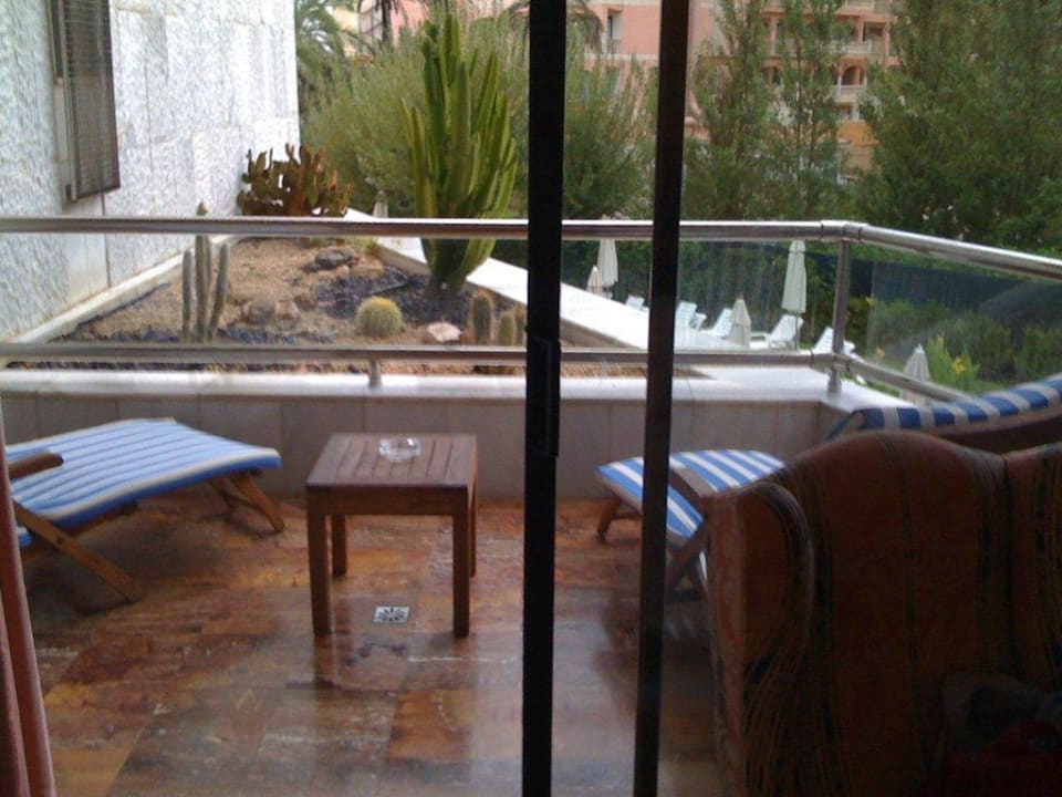 Balkon mit Aussicht Hotel Serrano Palace