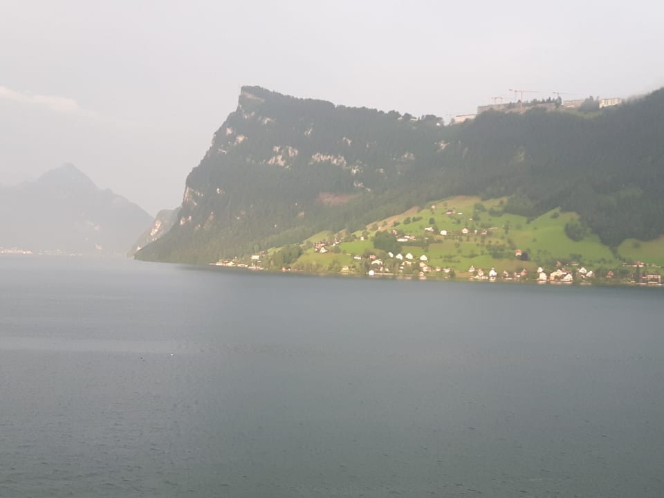 Blick am Morgen Seehotel Kastanienbaum