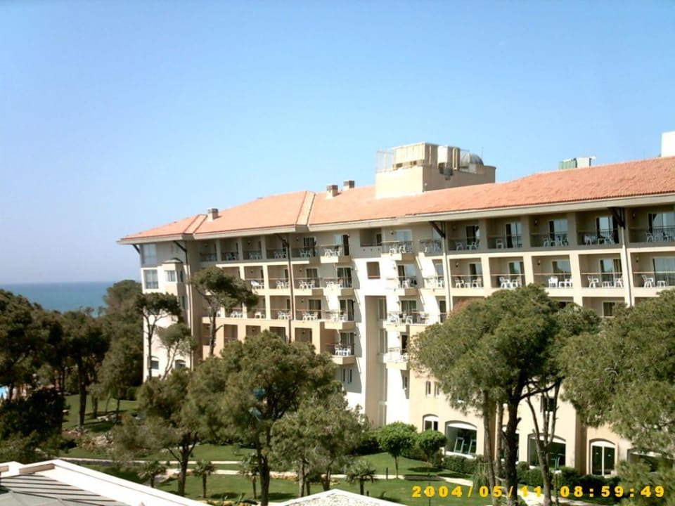 Der Seitenflügel des Hotels Papillon Ayscha