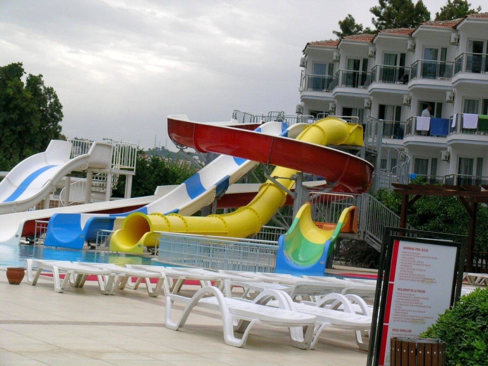 Zjeżdżalnie. Atlantique Holiday Club