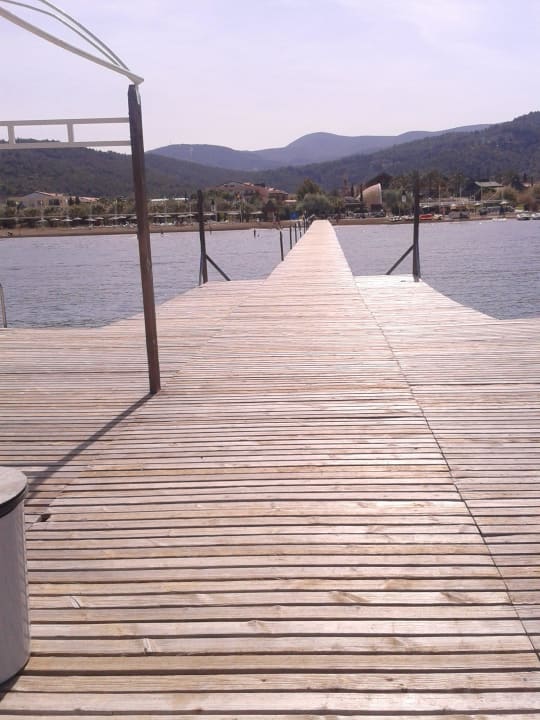 Steg am Strand Aqua Fantasy Aquapark Hotel & Spa