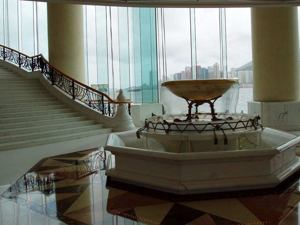 Lobby Harbour Grand Kowloon