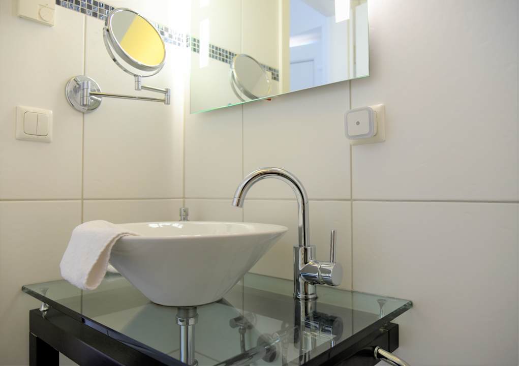 Zimmer APPARTEMENT-VERMIETUNG BRUNNER