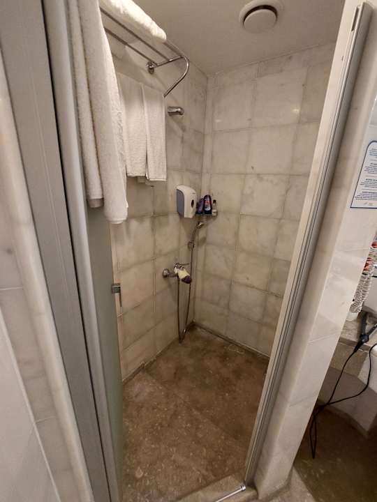 Zimmer Blue Waters Club