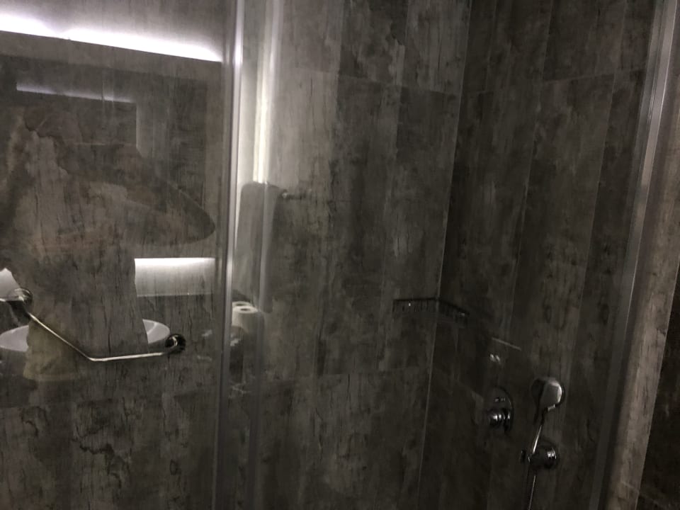 Zimmer Saturn Palace Resort Hotel