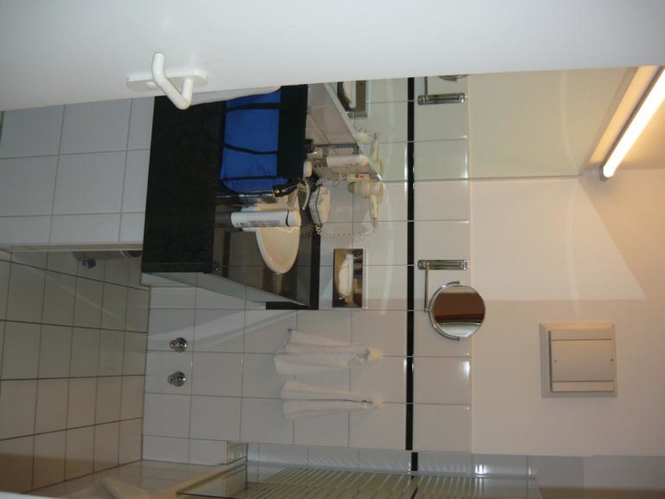 Badezimmer Relexa Hotel Bellevue Hamburg
