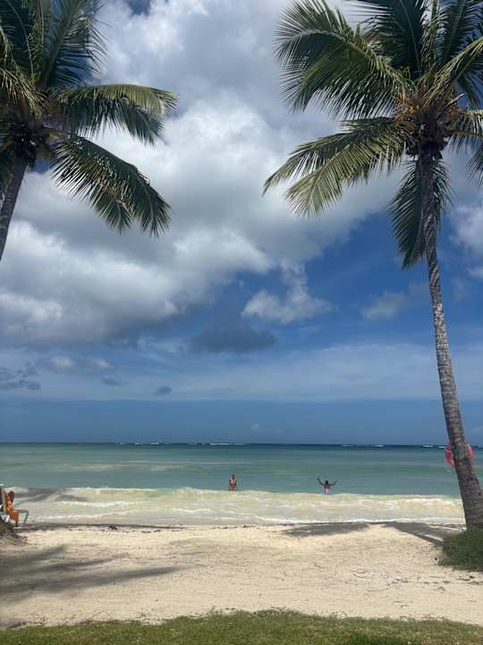 Strand Wyndham Alltra Samana