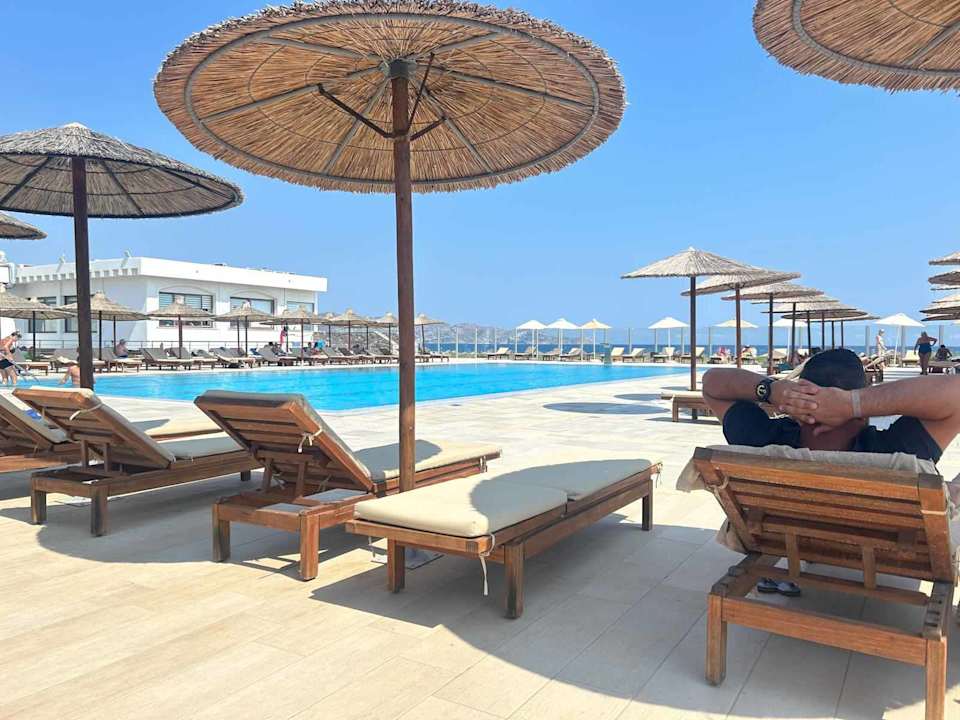 Pool Civitel Creta Beach