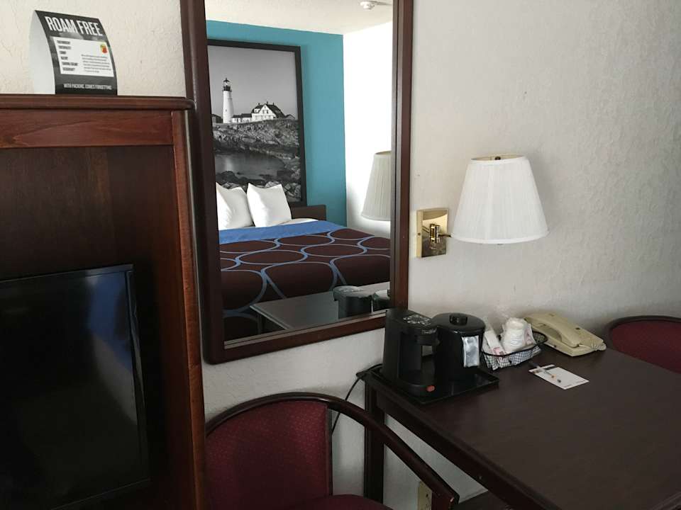 Zimmer Super 8 Portland/Westbrook Area