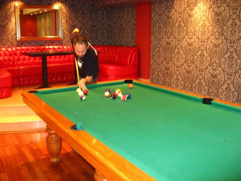 Stół bilardowy w Night Clubie Król Plaza Spa&Wellness