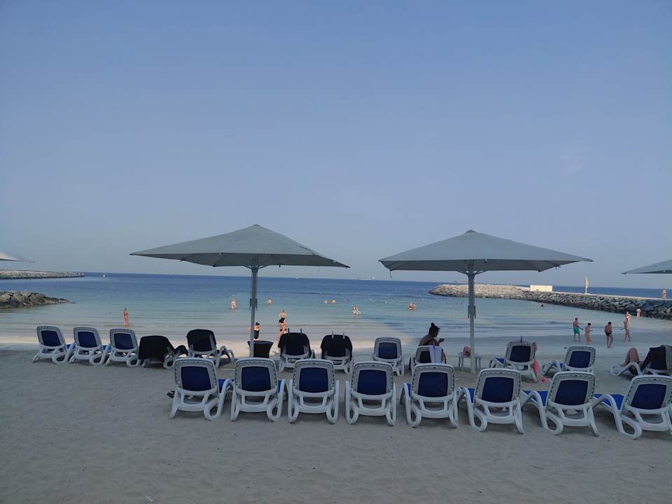 "Morgens um 7 Uhr " Bahi Ajman Palace Hotel (Ajman) • HolidayCheck ...