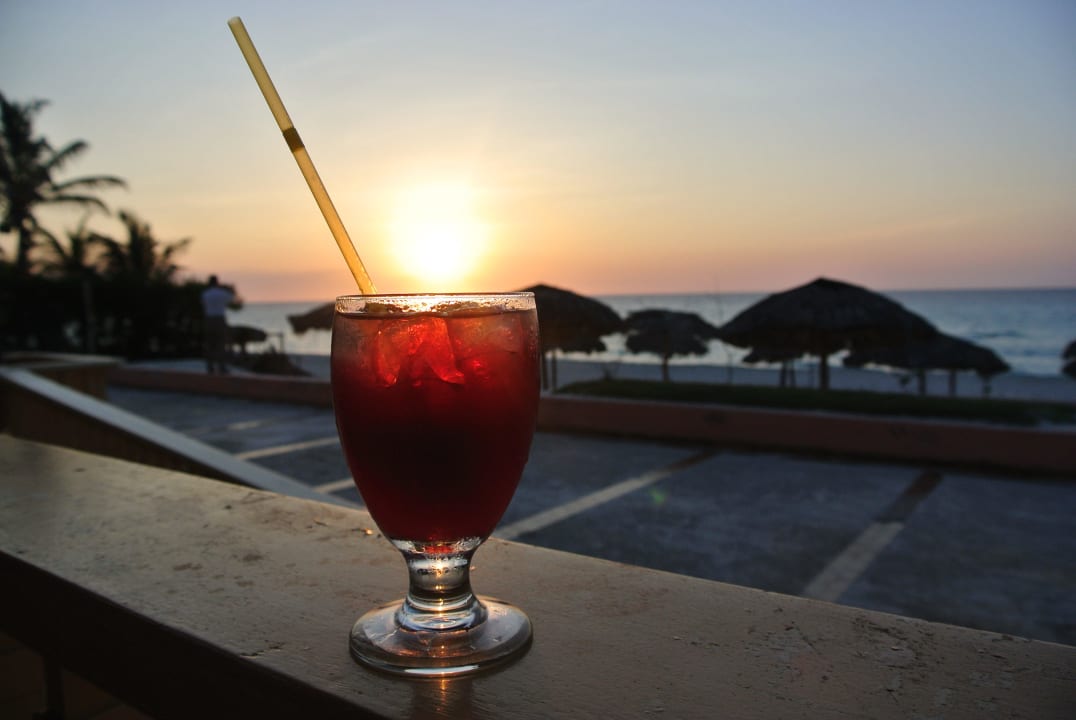 Sangria im Restaurant Tropipalmas Starfish Cuatro Palmas