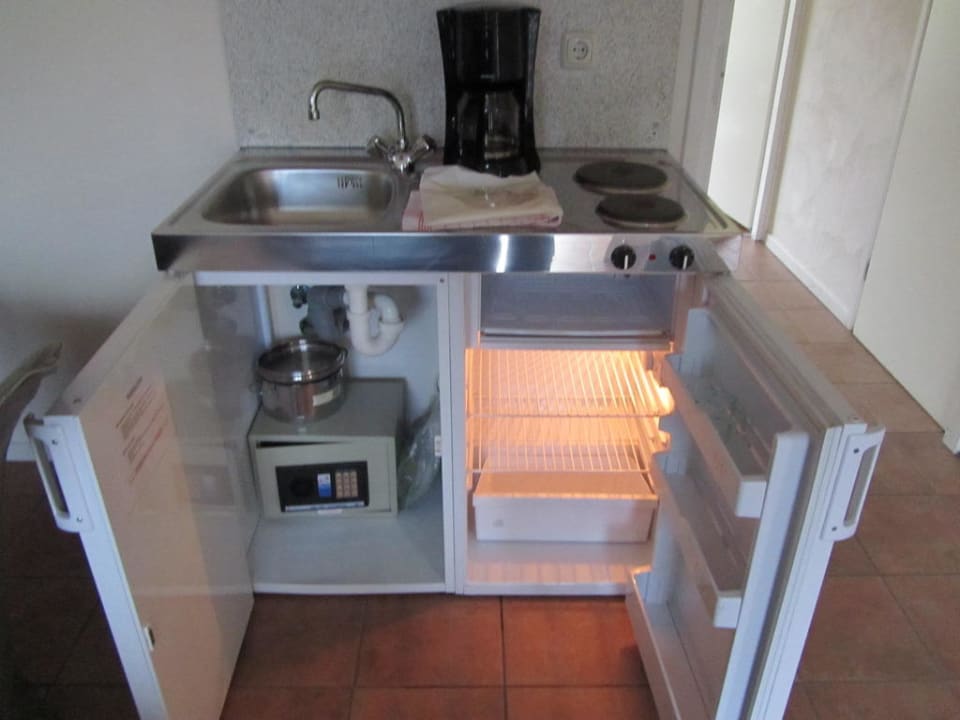 Kühlschrank, Tresor, Spüle, Kaffeemaschine, Herd Eurostrand Resort Moseltal