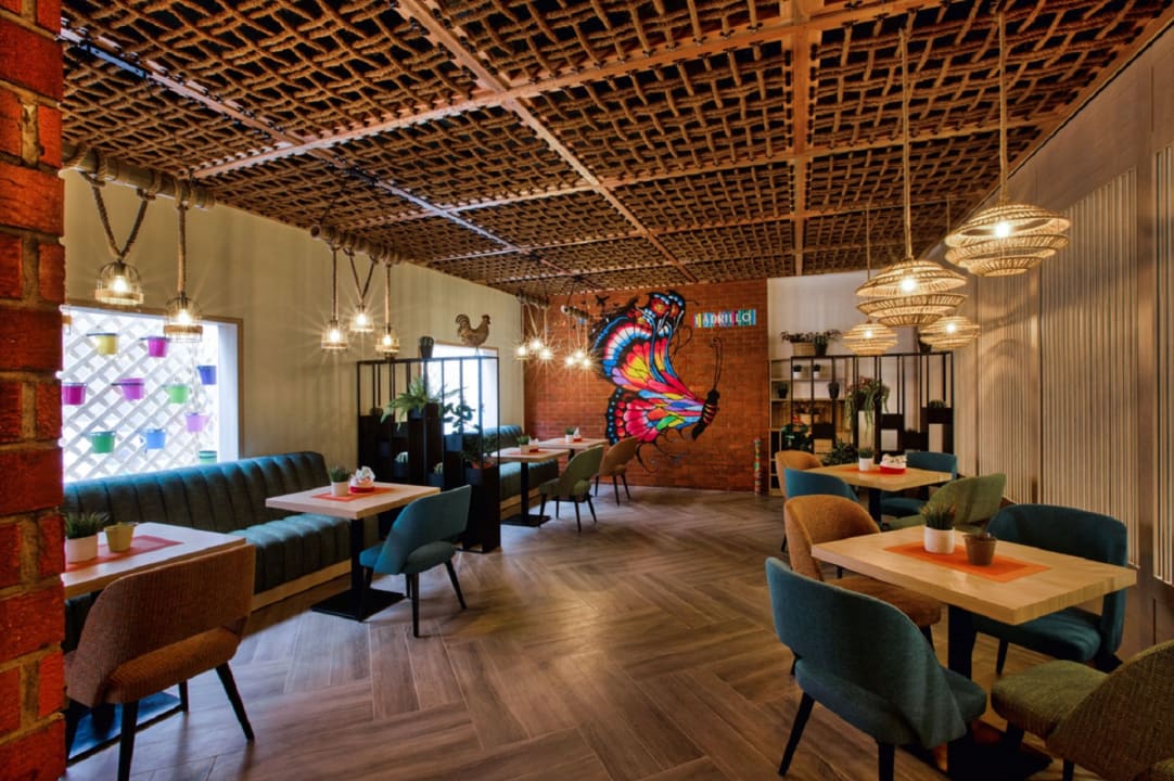 Gastro La Quinta by Wyndham Dubai Jumeirah