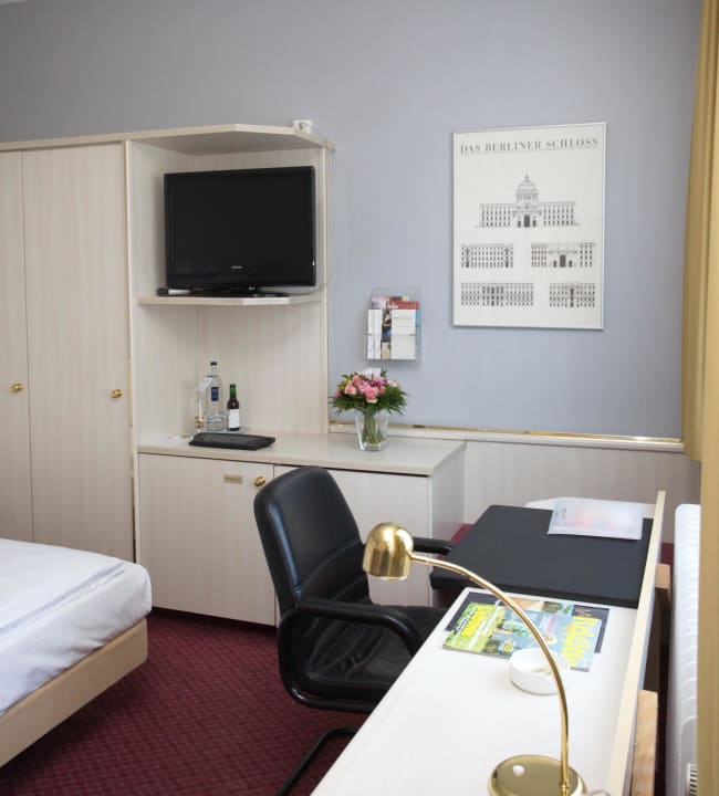 Komfort Doppelzimmer - Schreibtisch & TV Berlin Plaza Hotel