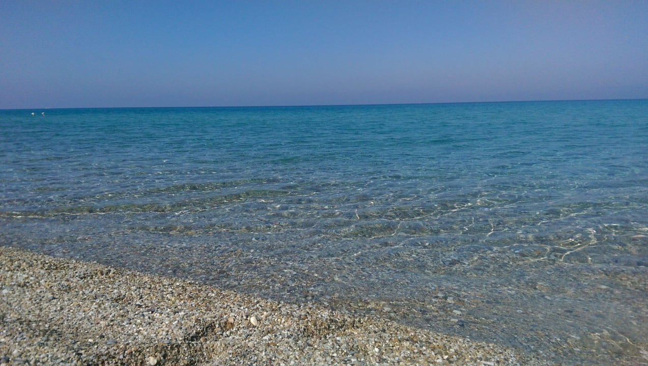 Türkisblaues Wasser Possidi Holidays Resort & Suite Hotel