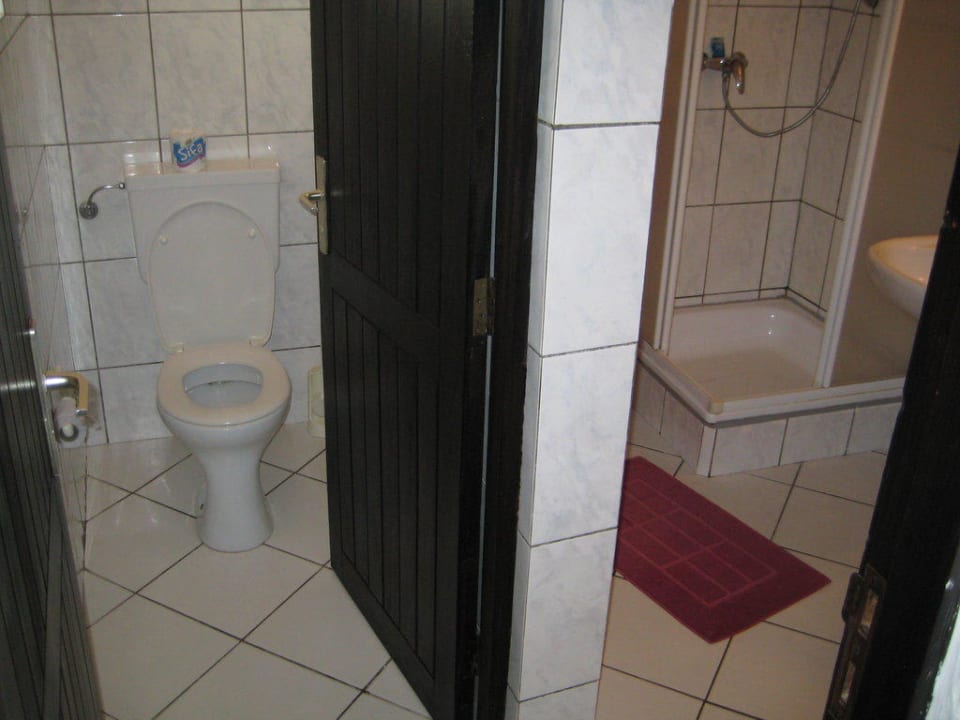 Bad und WC getrennt Diani Sea Resort