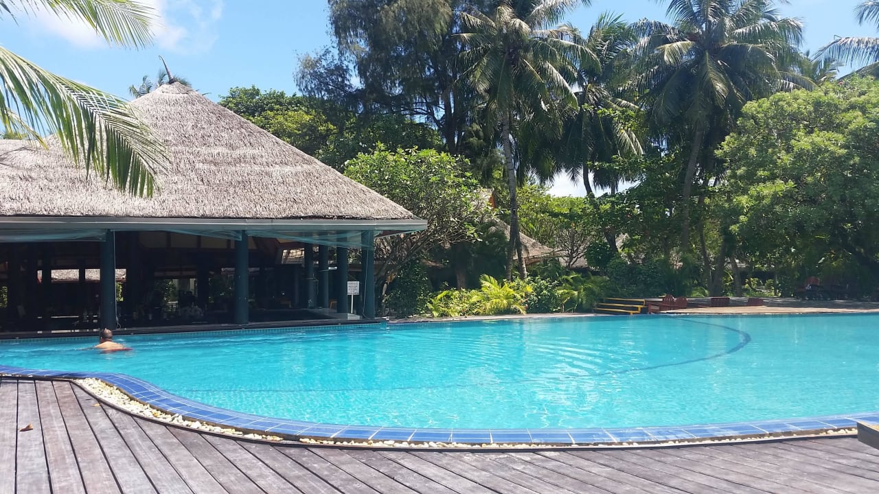 Pool mit Bar Adaaran Select Hudhuran Fushi - Premium All Inclusive