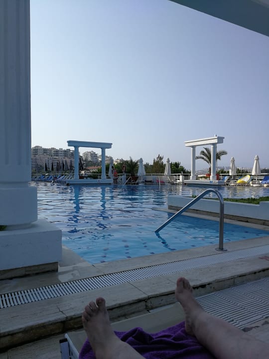 Pool Korumar Hotel De Luxe