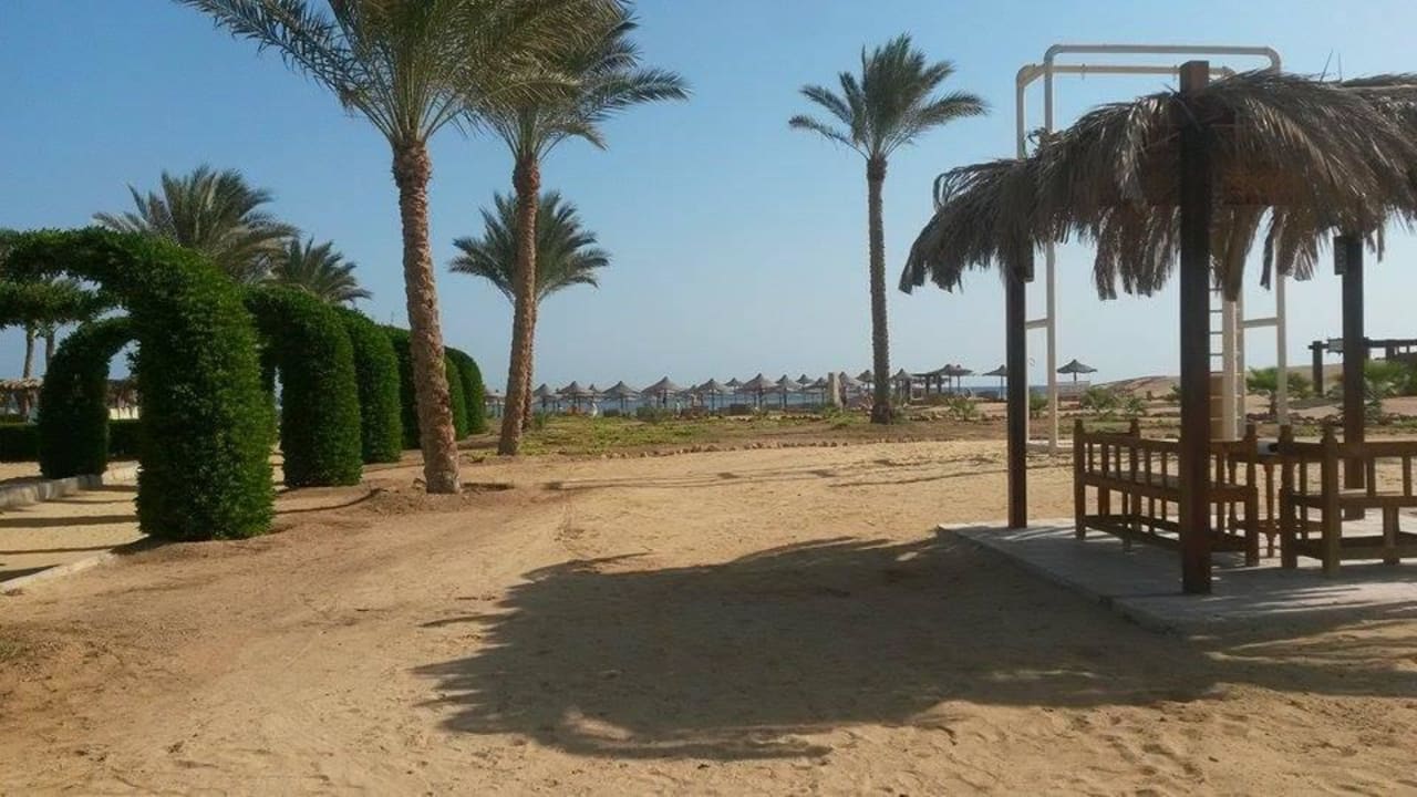 Weg zum Strand  Gemma Resort