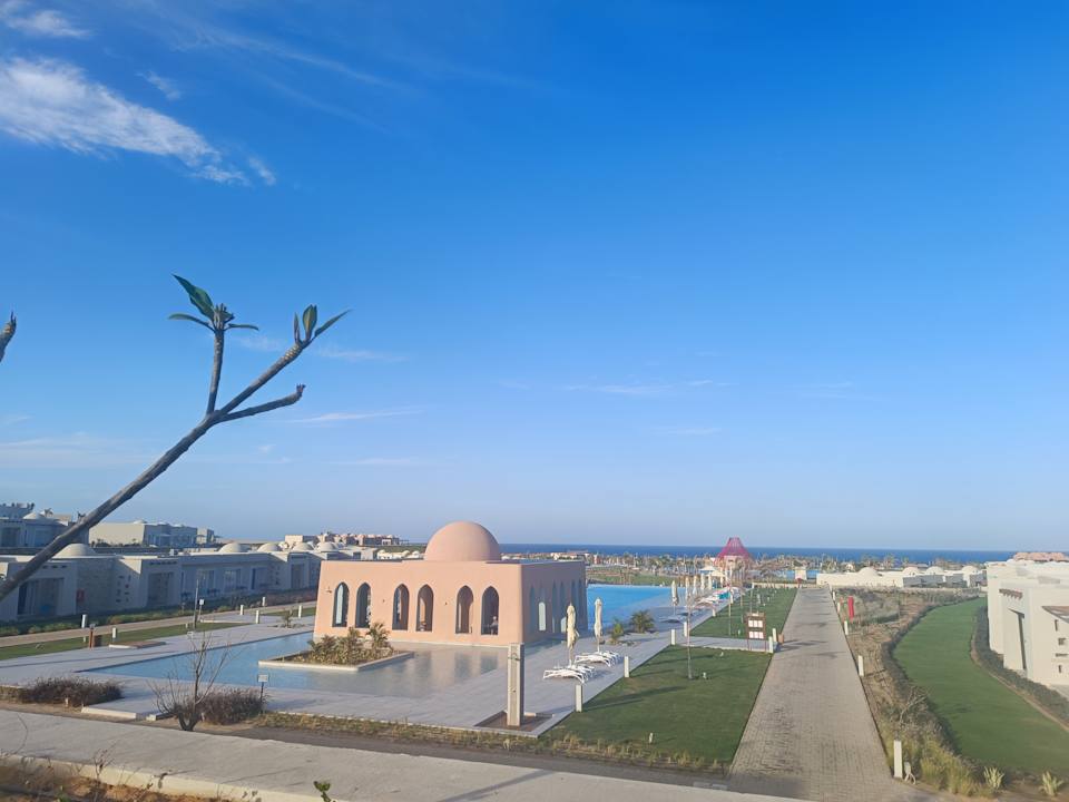 Pool Sentido Reef Oasis Suakin