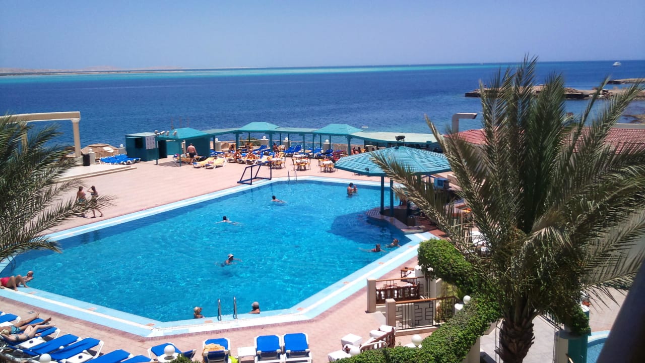 Der Pool SUNRISE Holidays Resort (Adults Only)