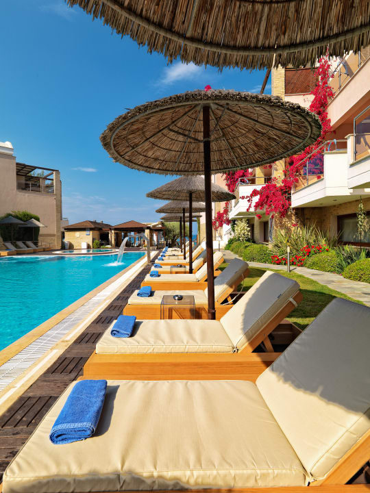 Pool Hotel Olympion Sunset