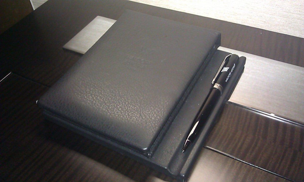 Notziblock  Waldorf Astoria Berlin