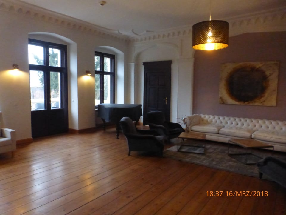 Lobby Hotel Schloss Reichenow