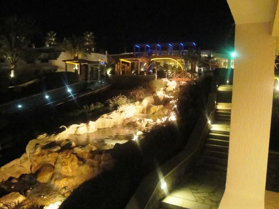 By night Safir Sharm Waterfalls Resort