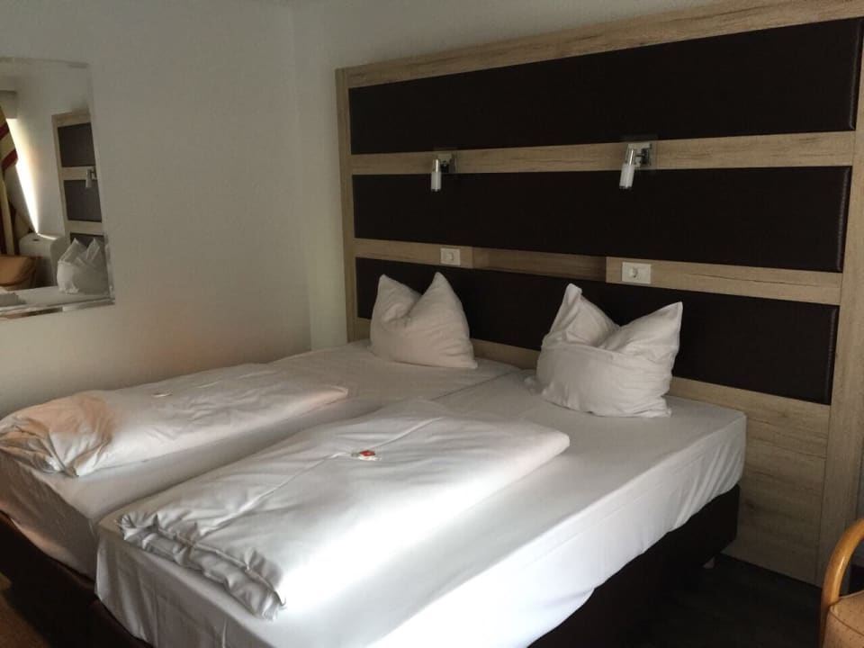 Zimmer Roomingtons Hotel Kaiserhof