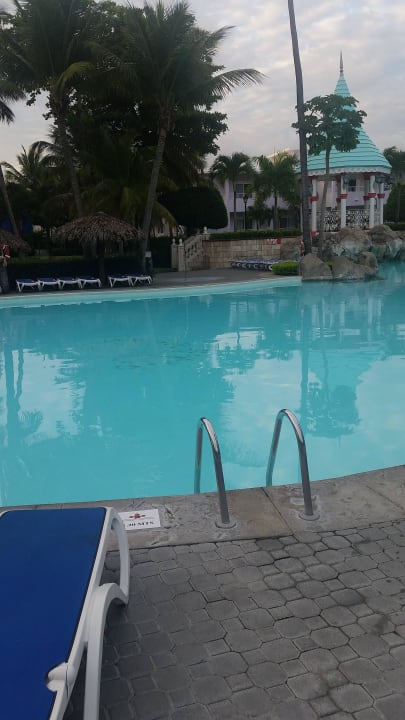 Dreckiger Pool Senator Puerto Plata Hotel