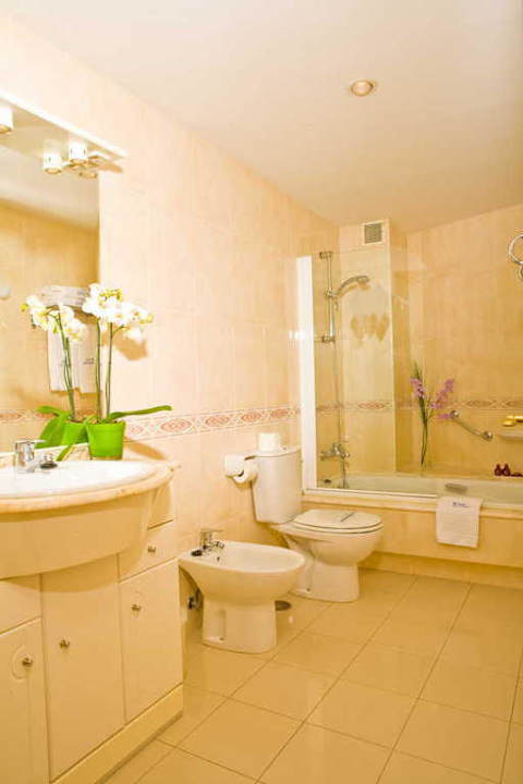 Baño de habitaciones Hotel Maruxia